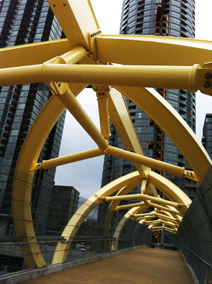 Puente de Luz en acero. Toronto, Canadá.