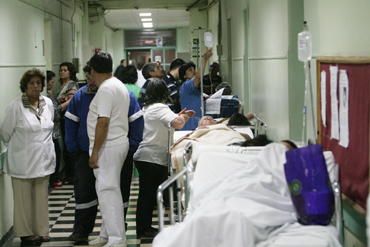 03 NOVIEMBRE 2008 HOSPITAL SOTERO DEL RIO, EN PARO Y COLAPSADO. Fotos:Rolando Morales C.