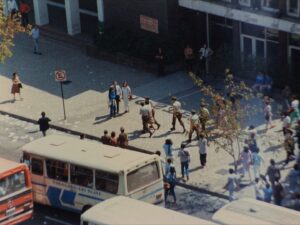 Una sombra oscilante